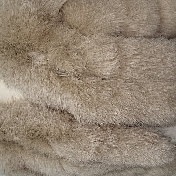 Fur coat - Picture 5 of 6